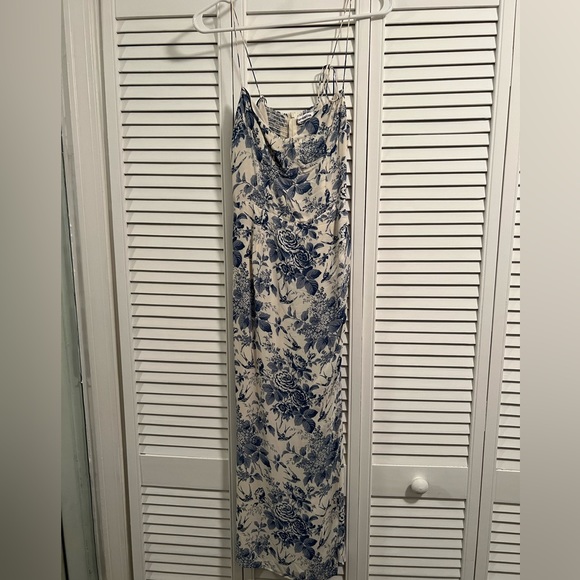 The Reformation Kourtney Dress - Picture 8 of 12